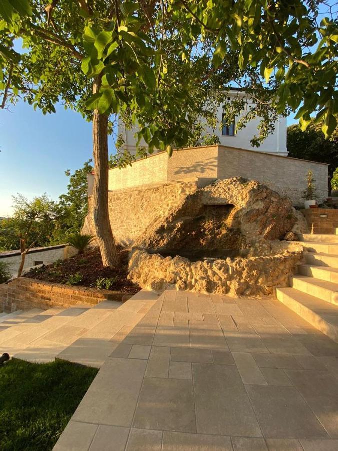 Отель Relais Frasimon Antico Casale Сан-Вито-Кьетино Экстерьер фото