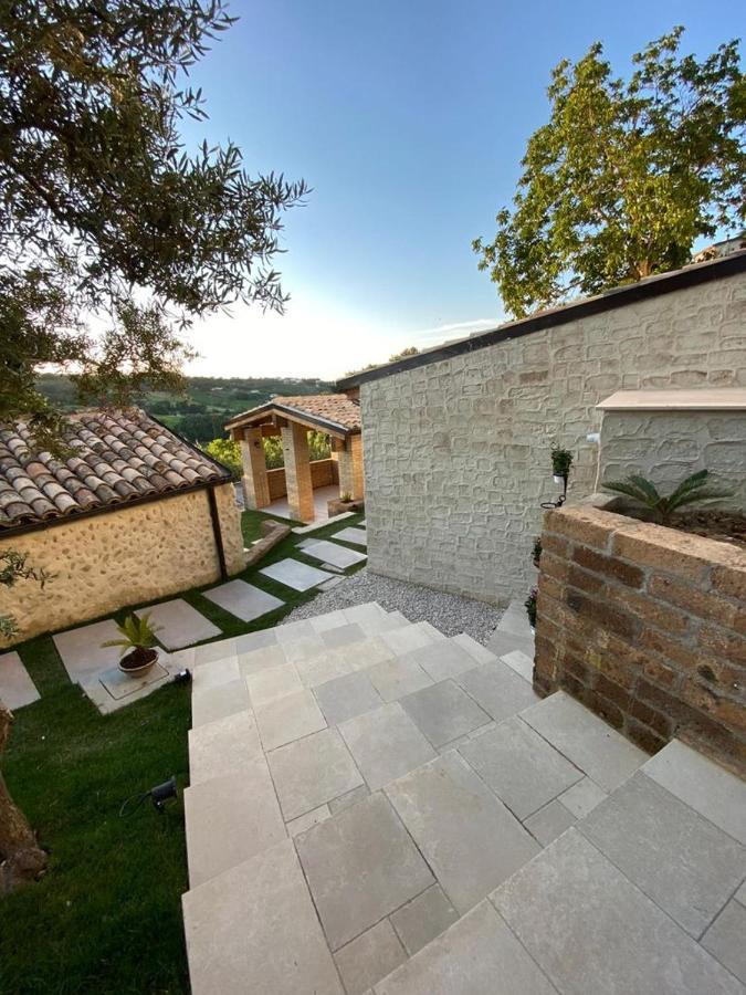 Отель Relais Frasimon Antico Casale Сан-Вито-Кьетино Экстерьер фото