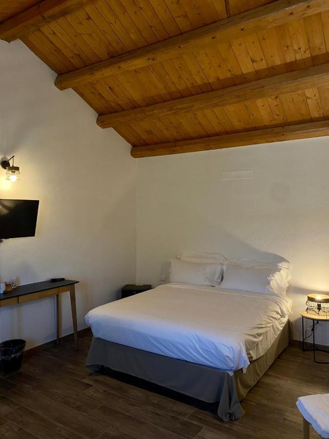Отель Relais Frasimon Antico Casale Сан-Вито-Кьетино Экстерьер фото