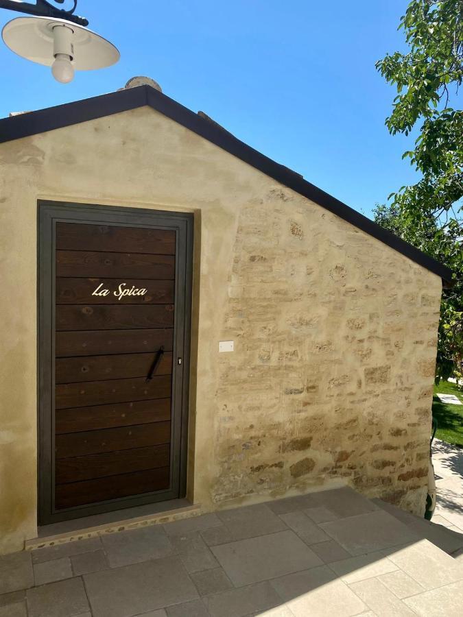 Отель Relais Frasimon Antico Casale Сан-Вито-Кьетино Экстерьер фото