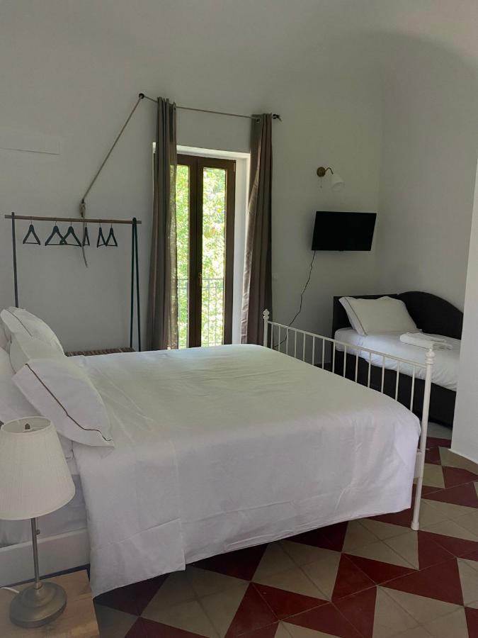 Отель Relais Frasimon Antico Casale Сан-Вито-Кьетино Экстерьер фото